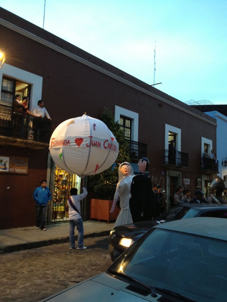 Juan Carlos and Fernanda Are in Love